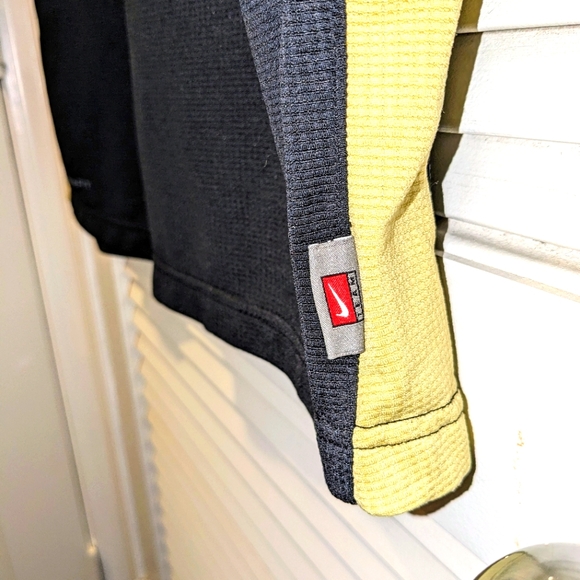 Nike DriFit Men's Colorado Buffaloes Football Black Polo Gold Shirt Small NCAA - Picture 9 of 11